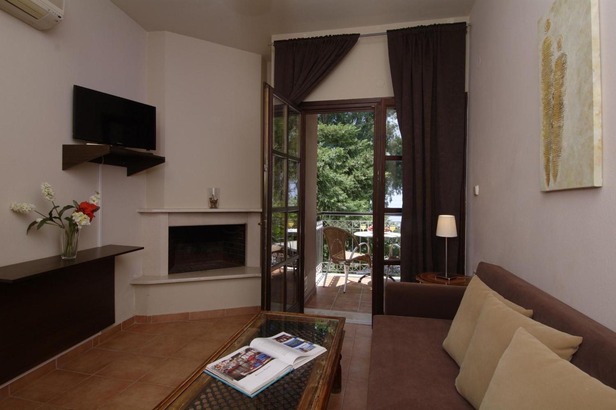 Enalion Hotel Kala Nera Exterior photo
