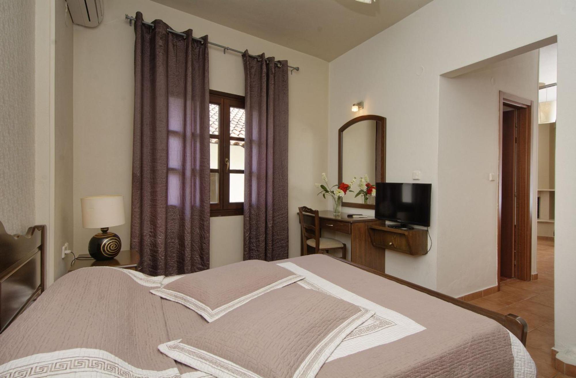 Enalion Hotel Kala Nera Exterior photo
